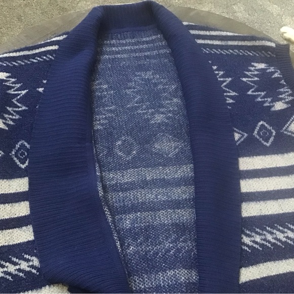 Womens One Sz Only Sweater and Matching Scarf - Picture 5 of 6